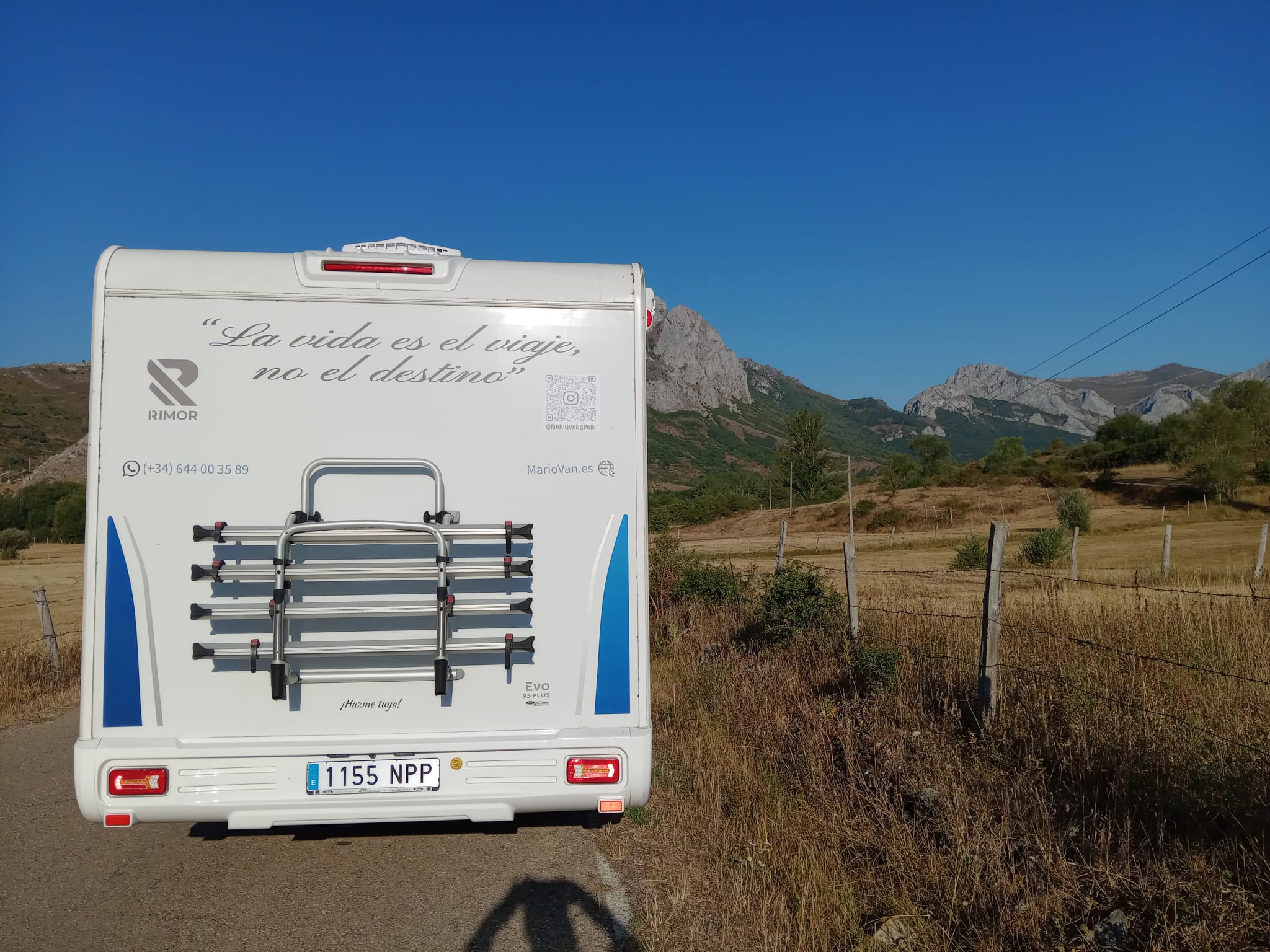 Llegada a la montaña en autocaravana